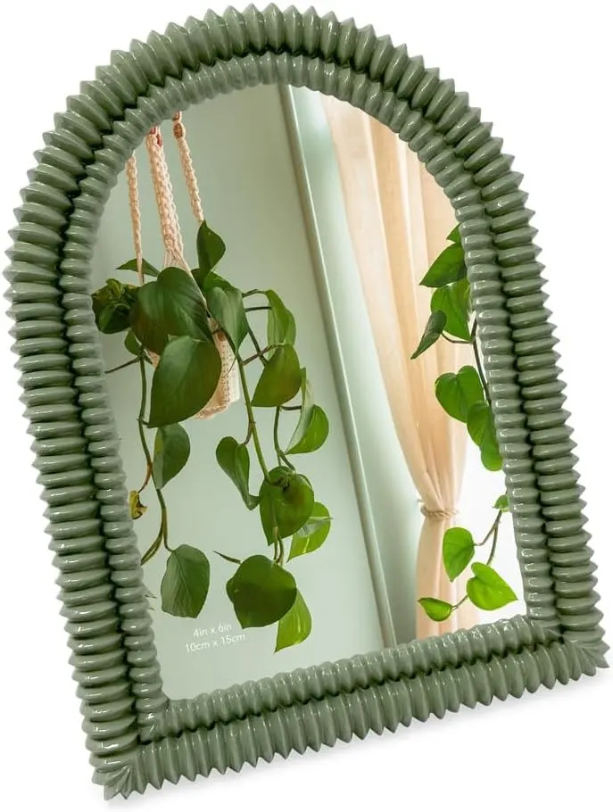 Isaac Jacobs Glossy Rosemary Green Arch Photo Frame