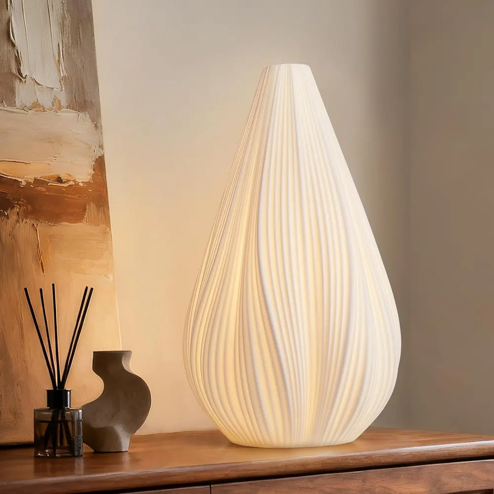 RONDURE Handcrafted Ceramic Table Lamp (Flora)